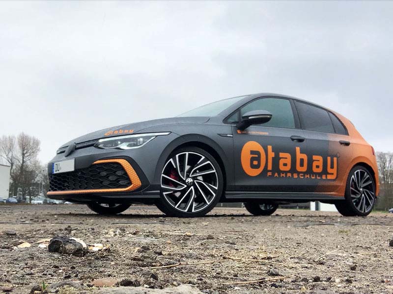 Fahrschule Atabay Fahrzeugbeschriftung Golf 8