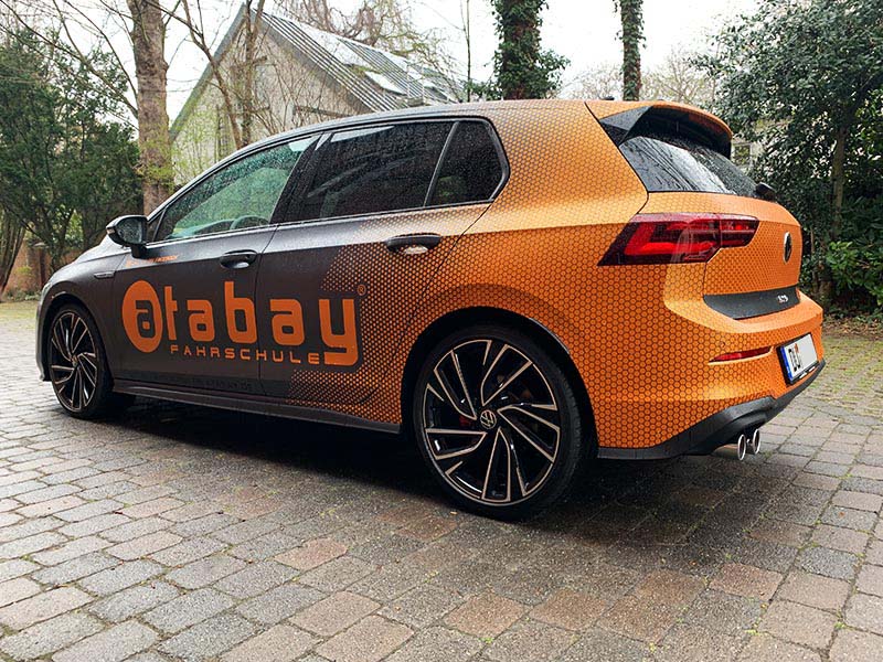 Fahrschule Atabay Fahrzeugbeschriftung Golf 8